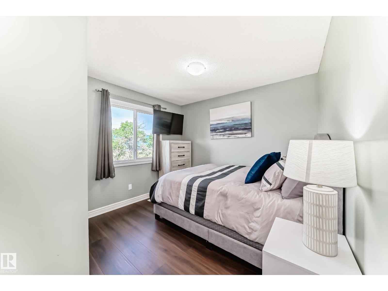 57 MEADOWLAND CR — photo 38