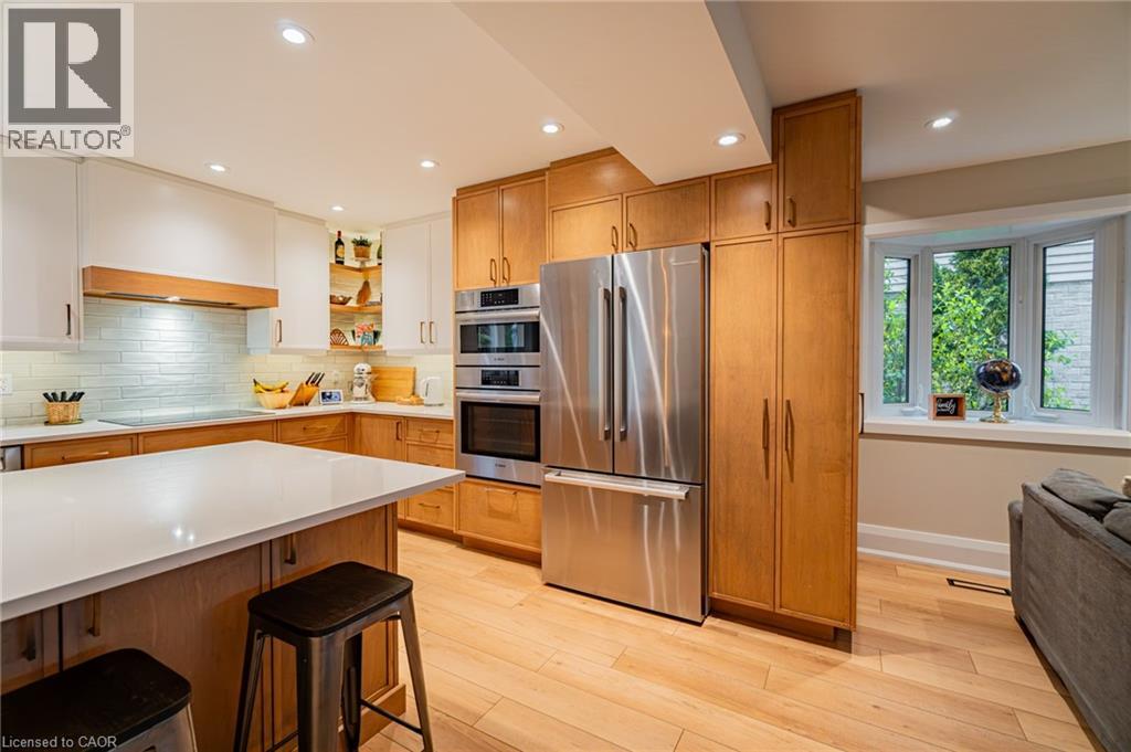 2393 ARNOLD Crescent - 20