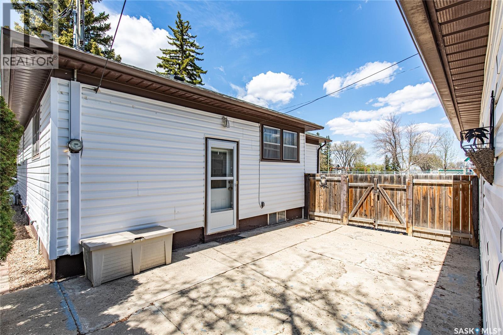 1171 Henleaze AVENUE - 53