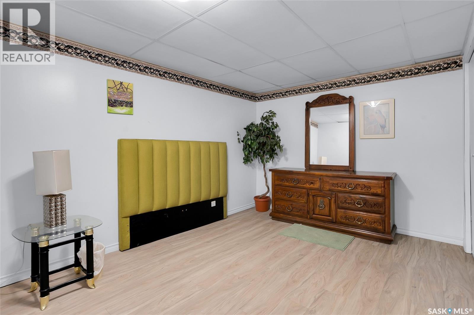 200 Buffer AVENUE — photo 32
