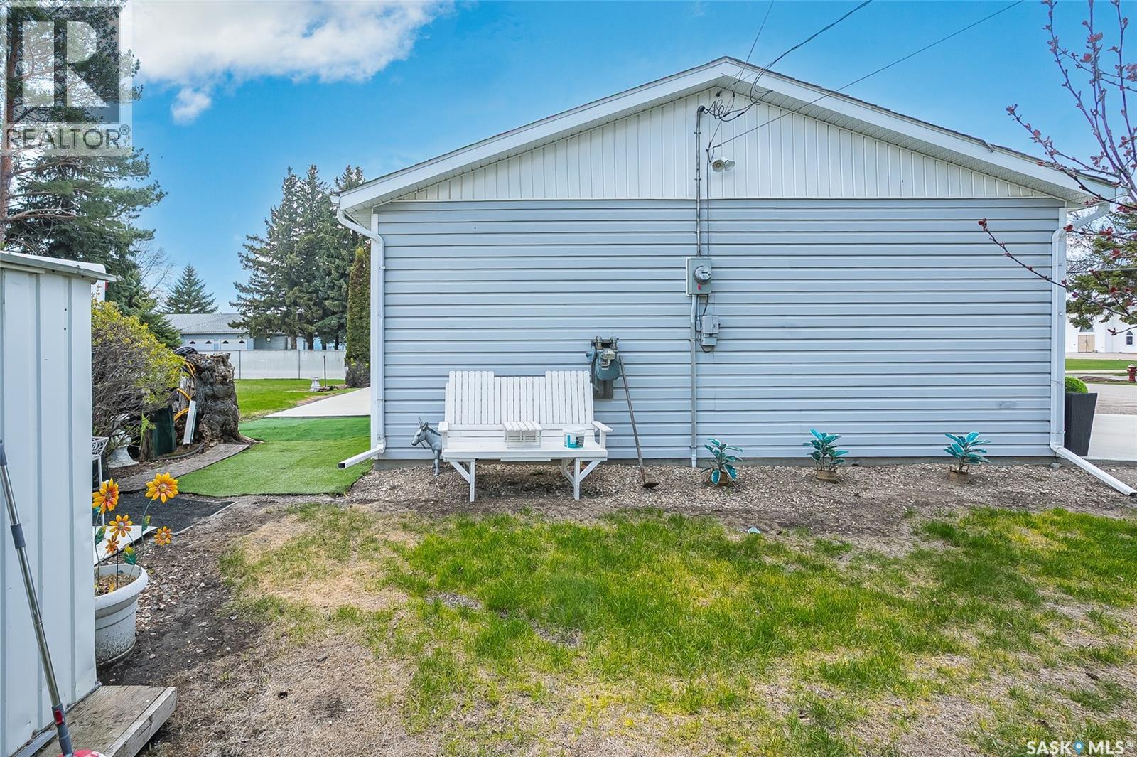200 Buffer AVENUE — photo 48