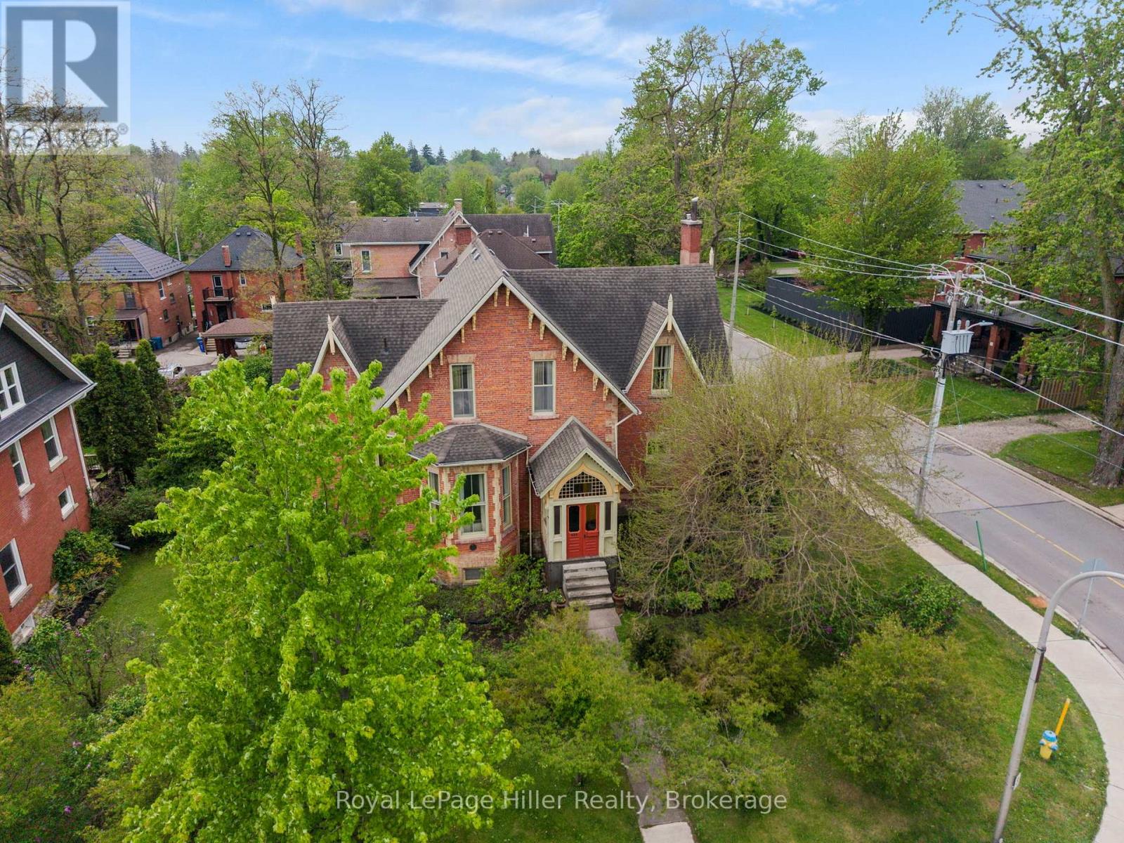 131 HURON STREET - 45