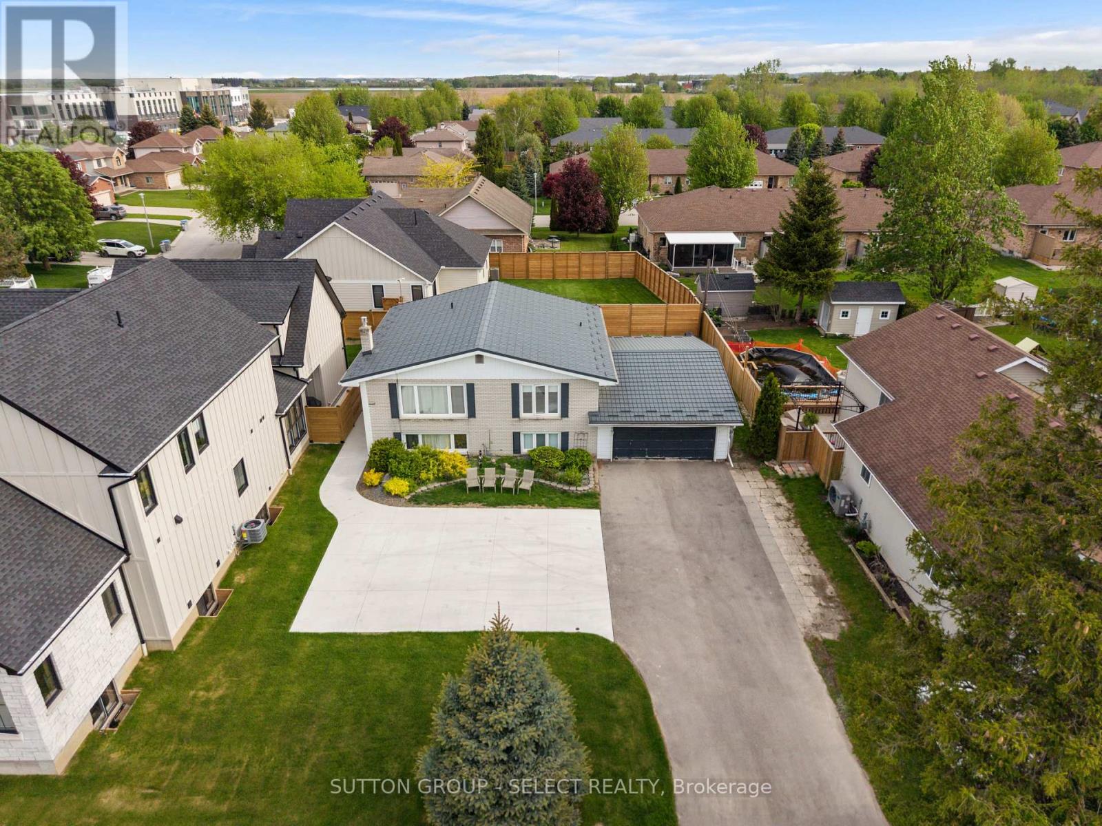 296 HURON STREET W - 4