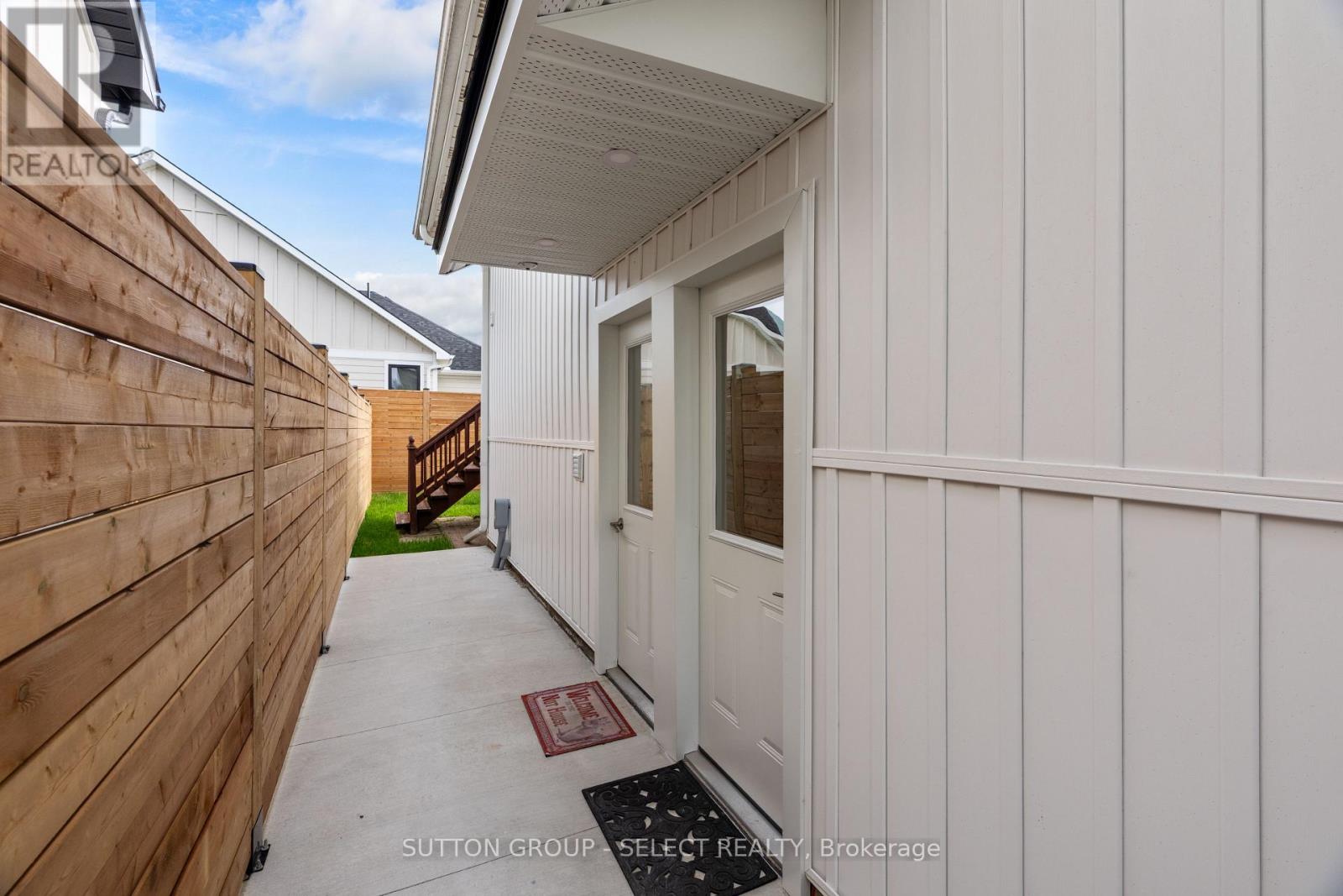 296 HURON STREET W - 41
