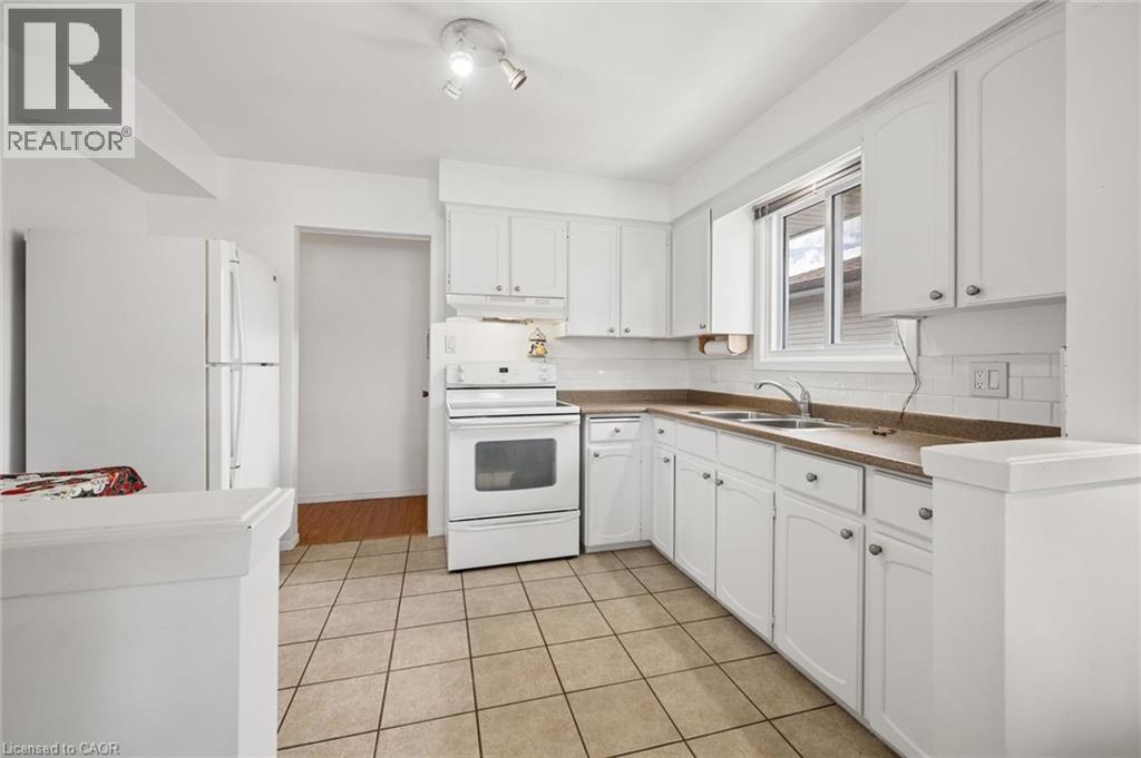 26 TUTTON Place - 12