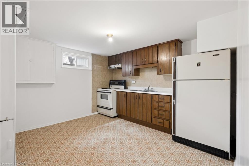 26 TUTTON Place - 27