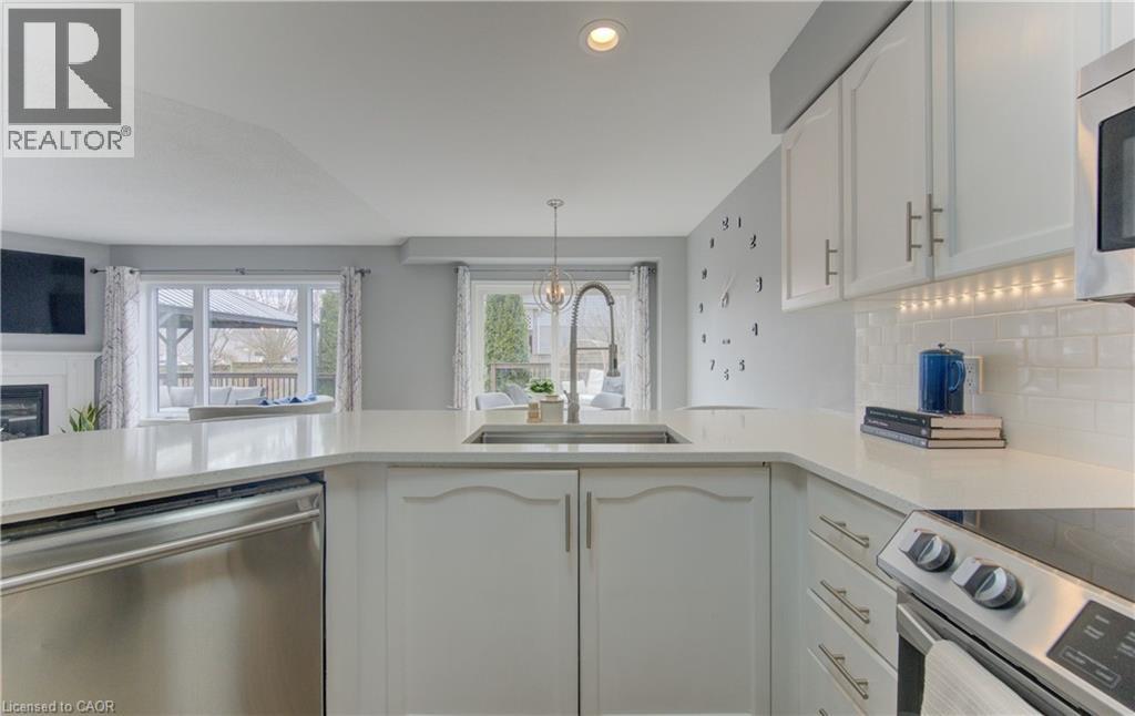 31 ADLER Drive - 12