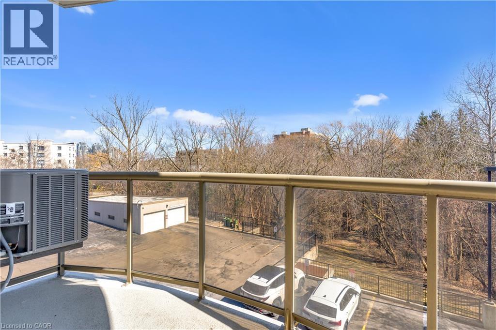 #303 255 KEATS Way - 29
