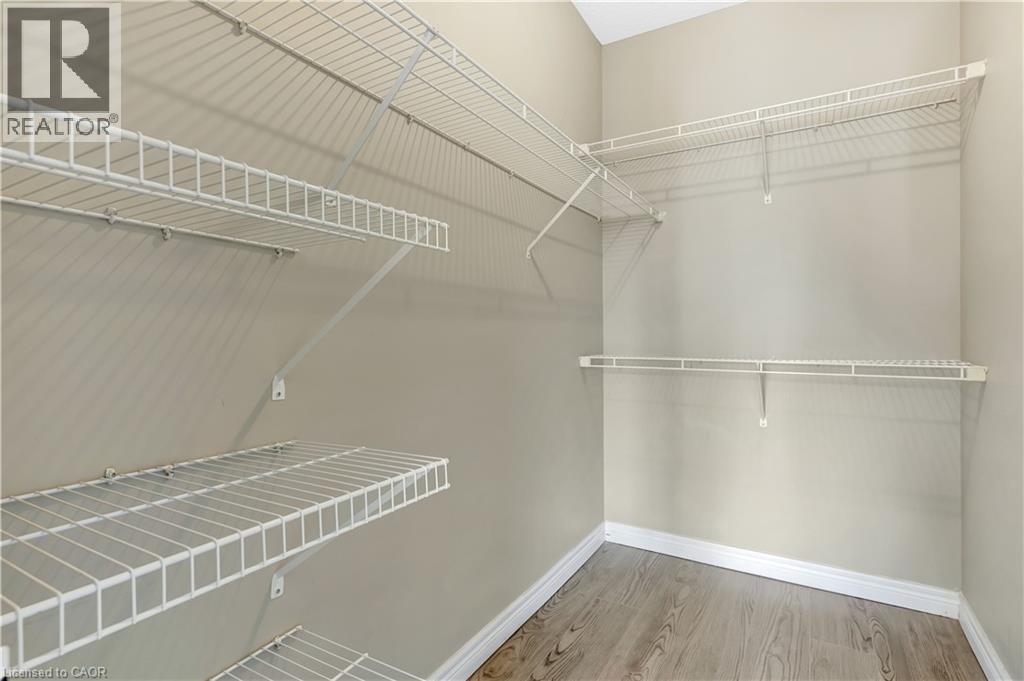 #303 255 KEATS Way - 33