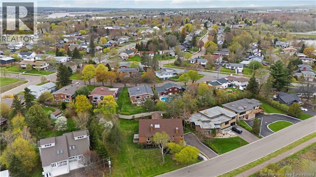 270 Westmount Boulevard - 49