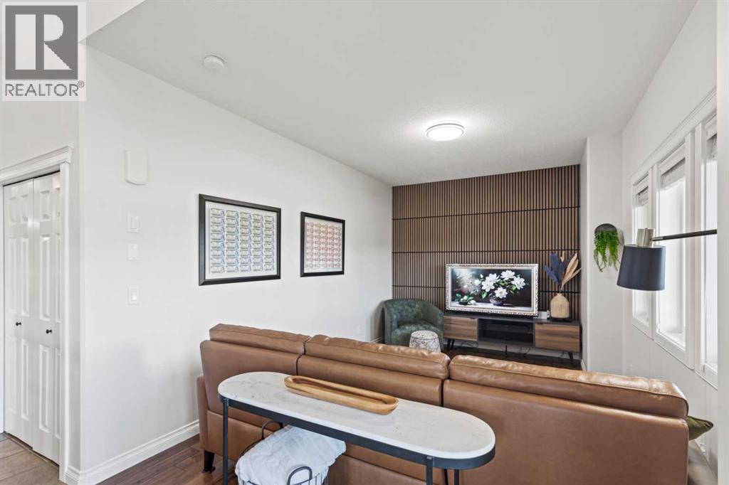 7726 Saxony Road - 8