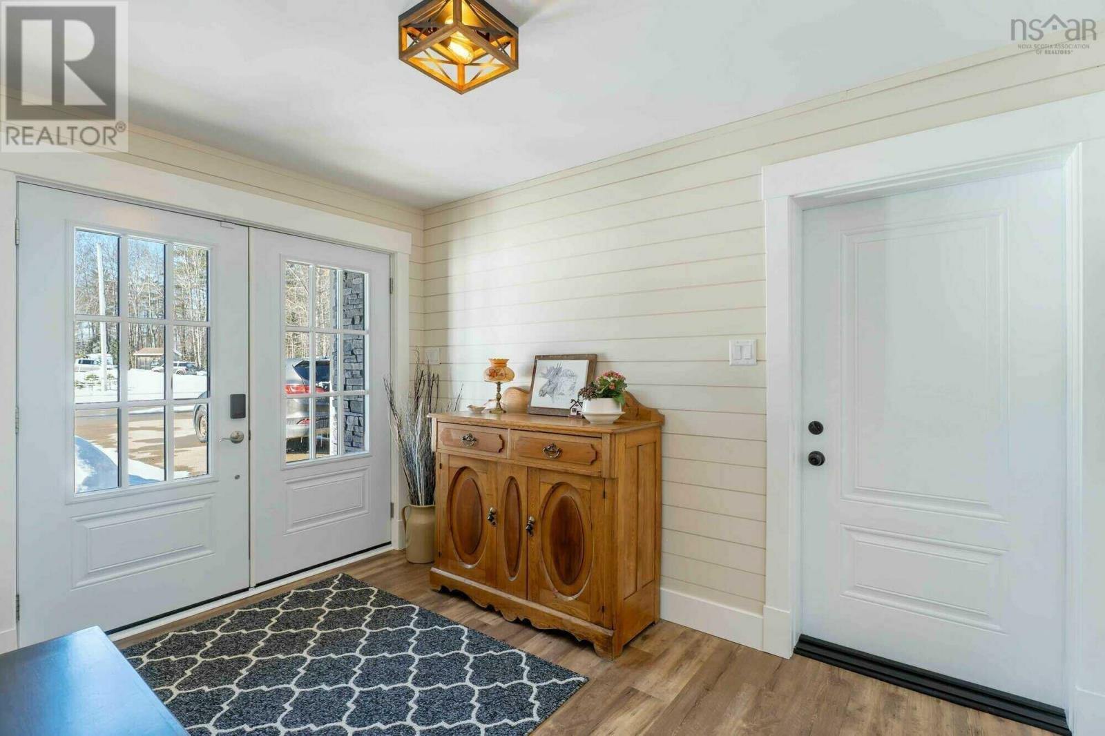 472 Alexander MacKenzie Road - Image 2