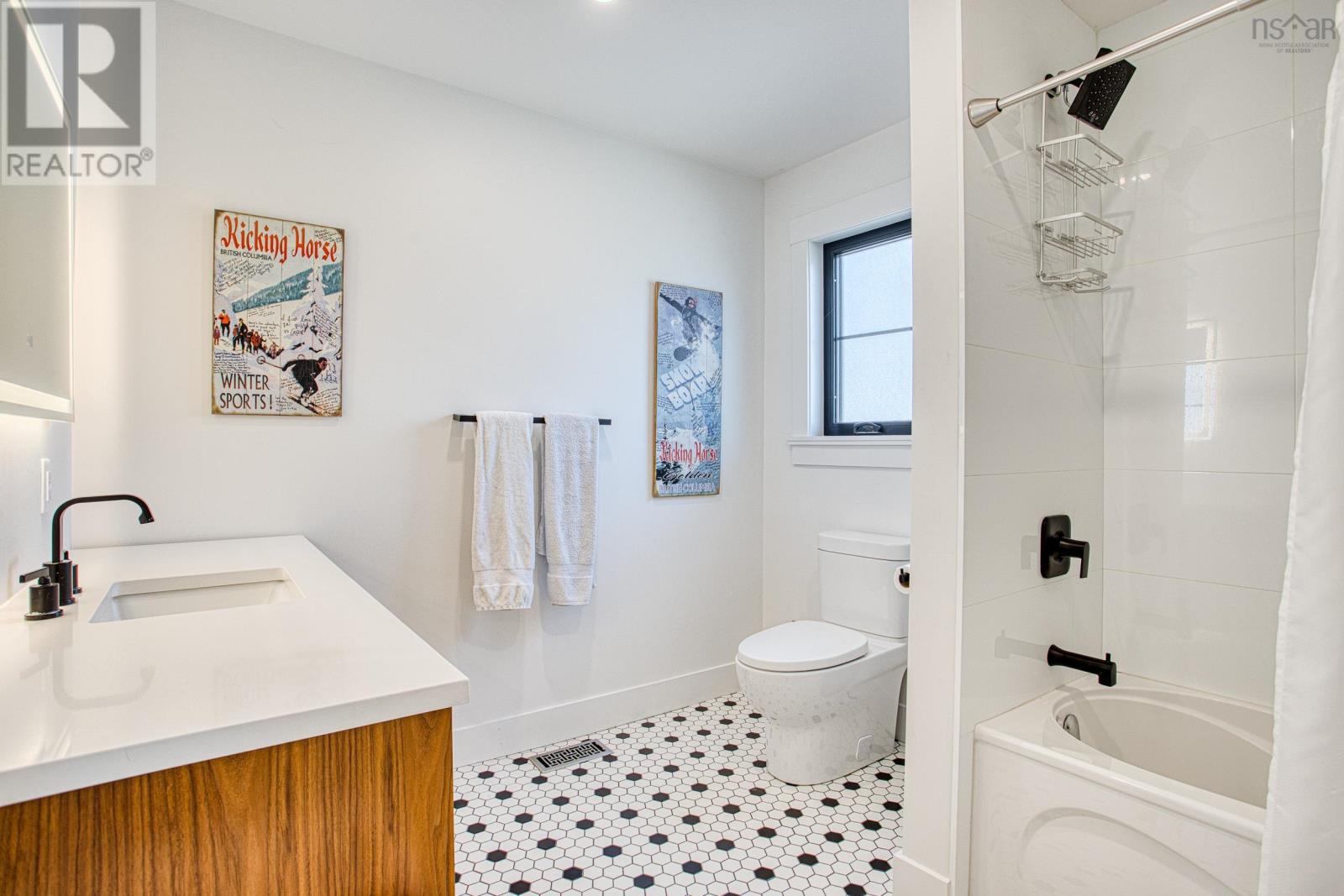 8A Applewood Lane - 35
