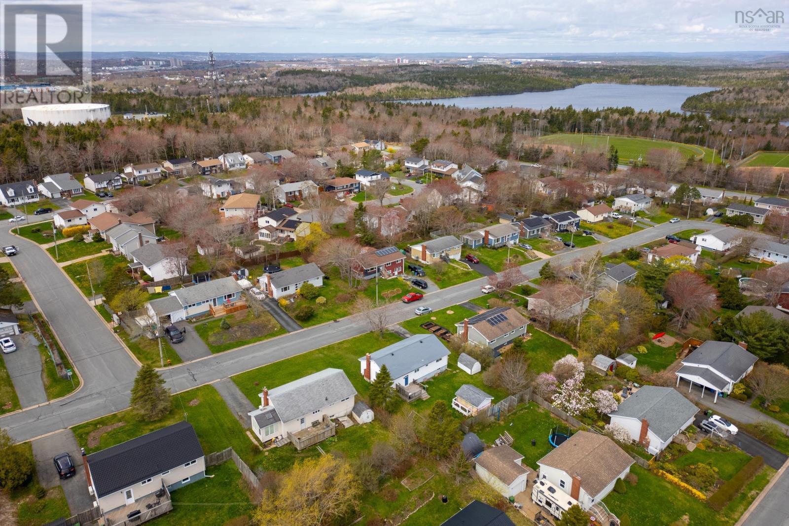 17 Ellen Drive - 39