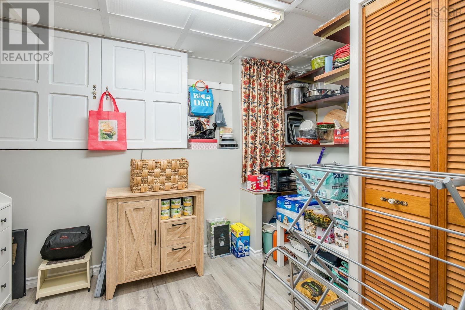 2 Loggen Road - 45