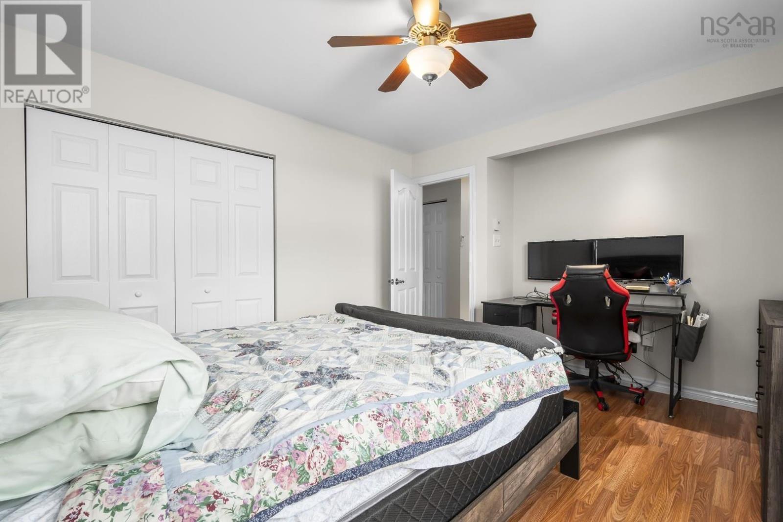 45 Regal Road - 15