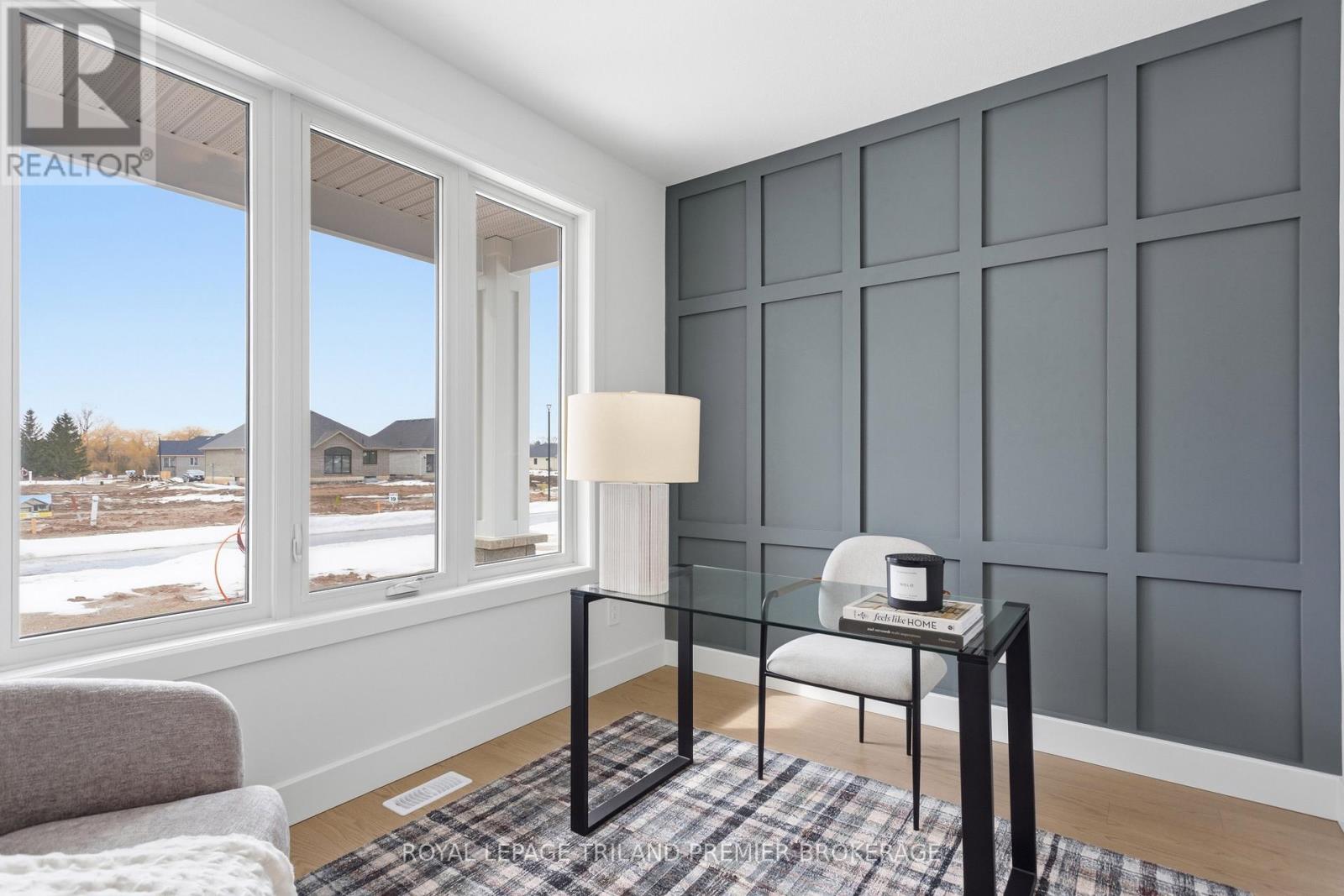 108 DEARING DRIVE - 5