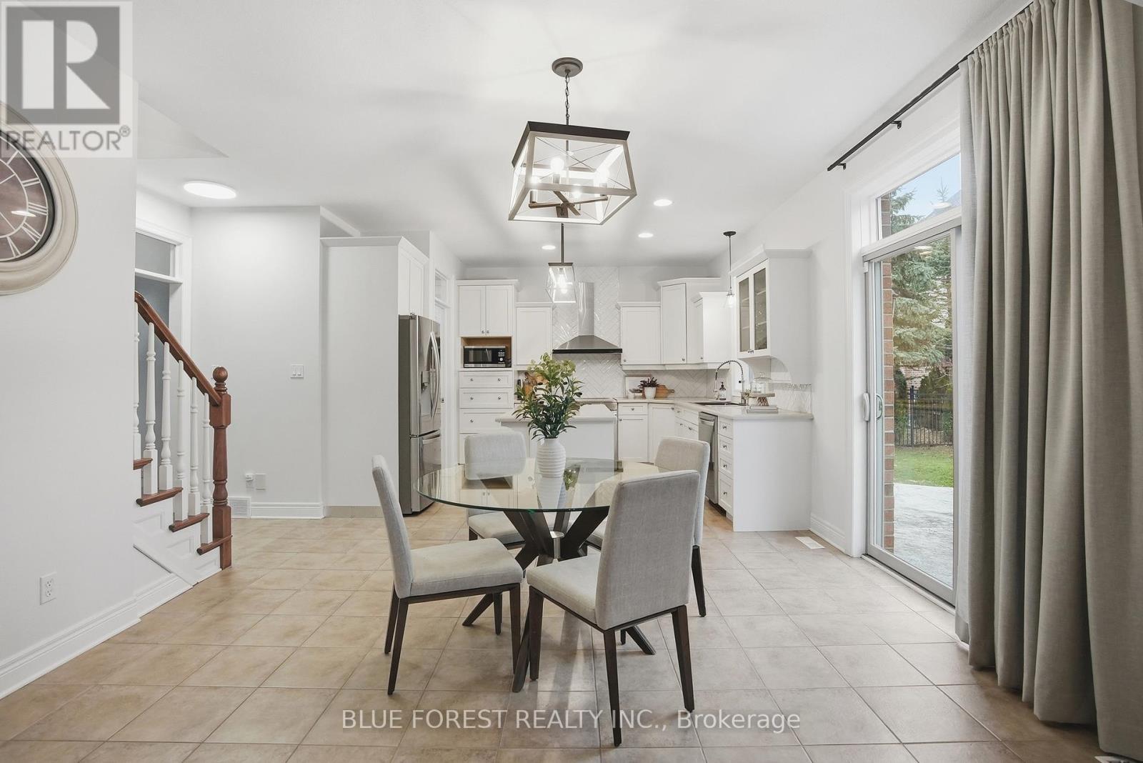 #5 7222 CLAYTON WALK - 12