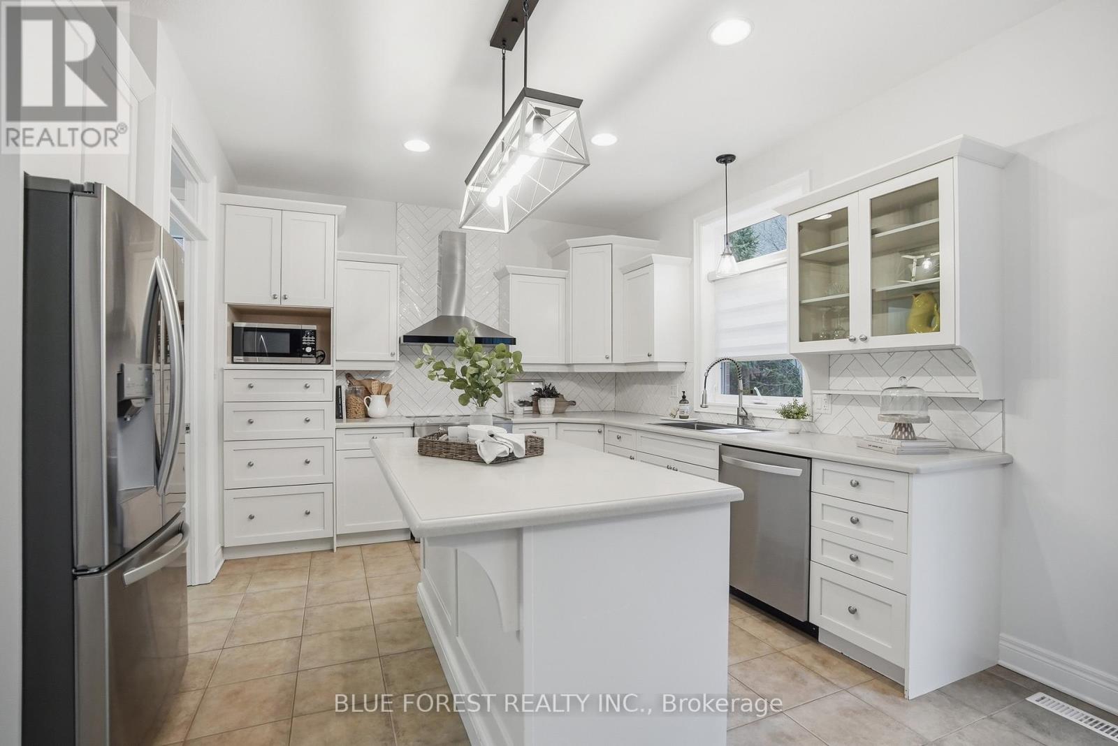 #5 7222 CLAYTON WALK - 15