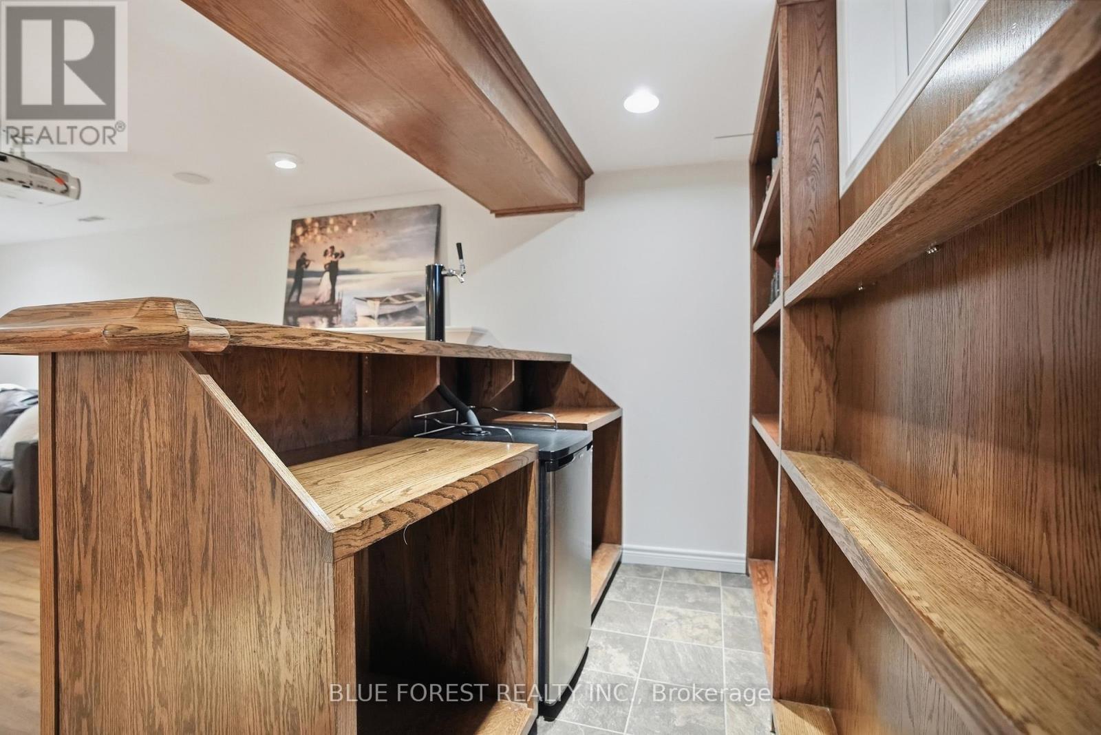 #5 7222 CLAYTON WALK - 35
