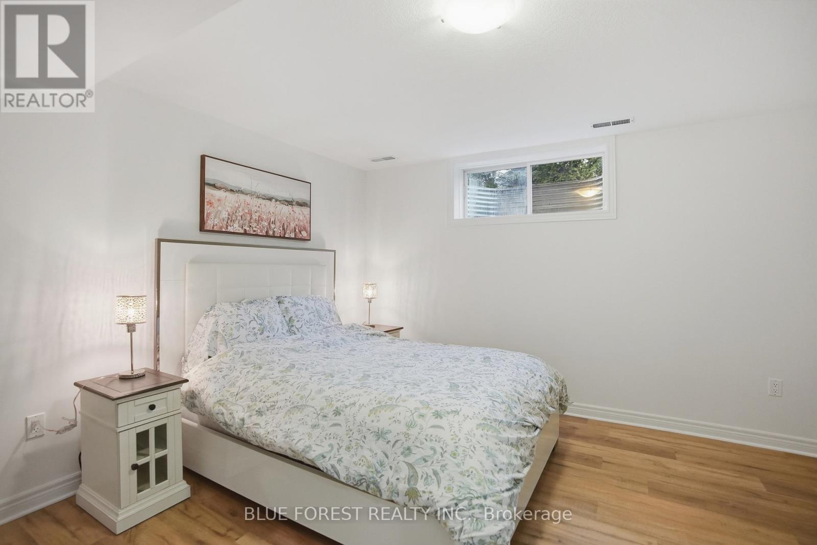 #5 7222 CLAYTON WALK - 38