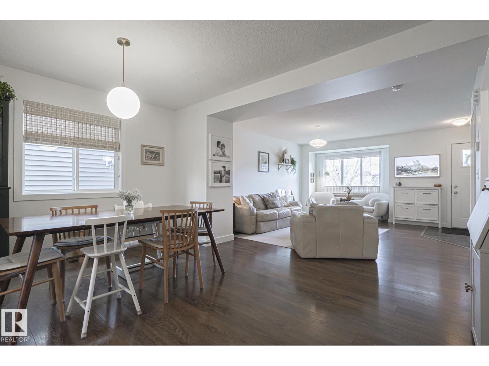 8952 218 ST NW - 12
