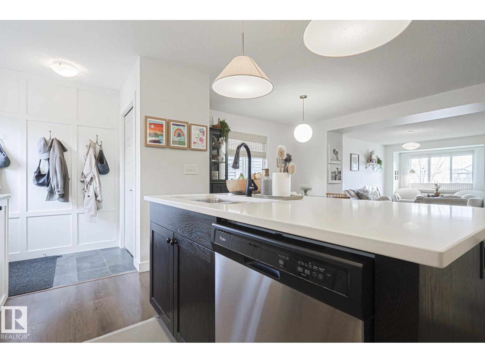 8952 218 ST NW - 19