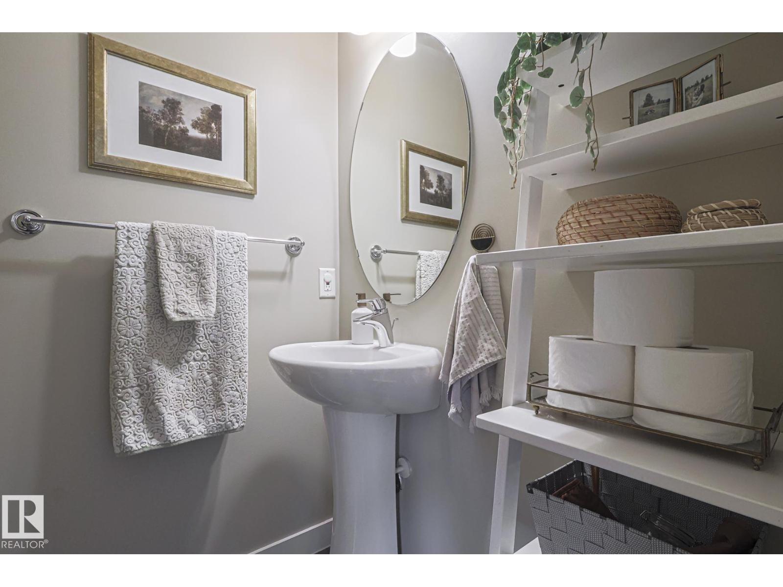 8952 218 ST NW - 22