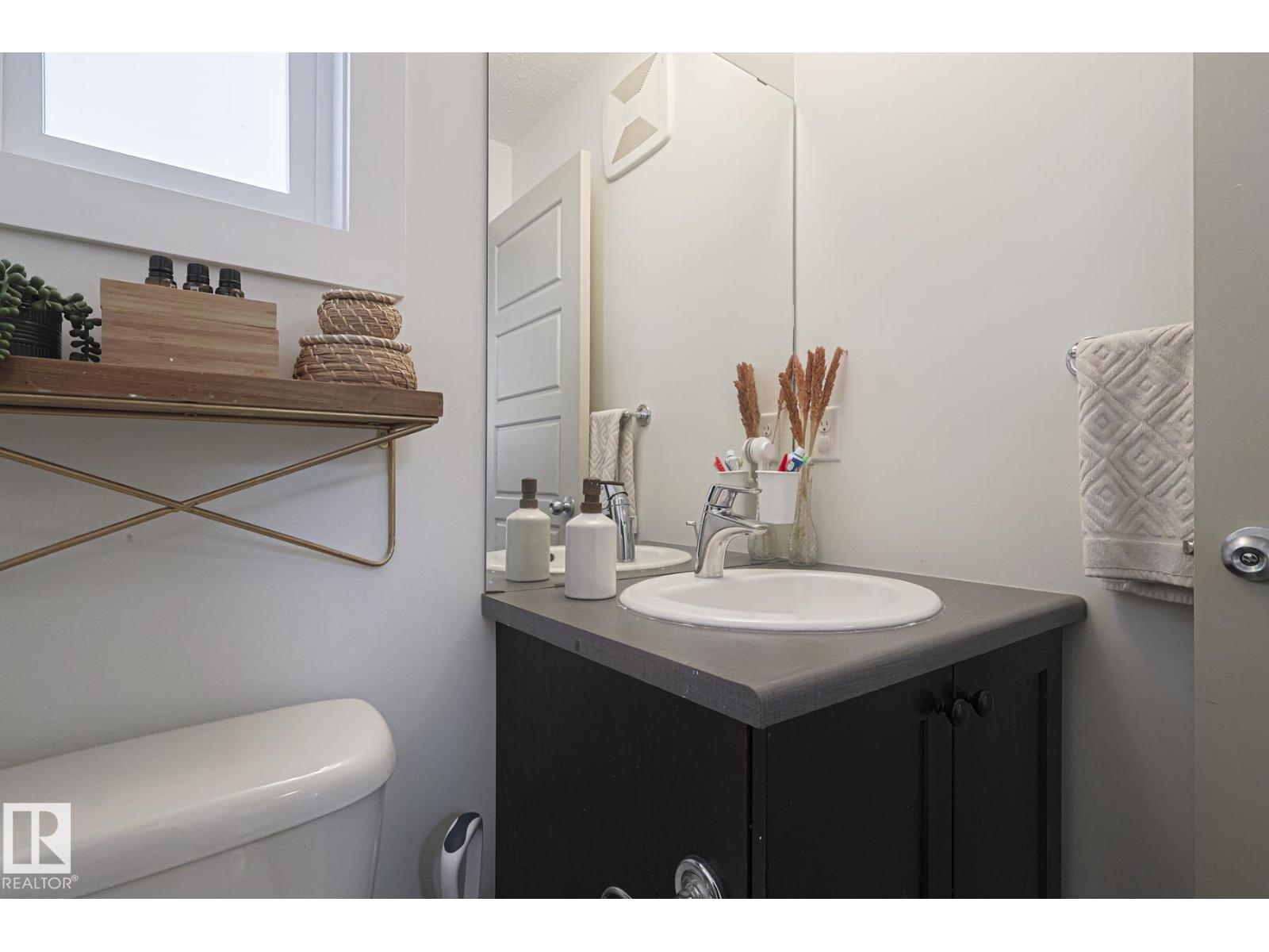 8952 218 ST NW - 29