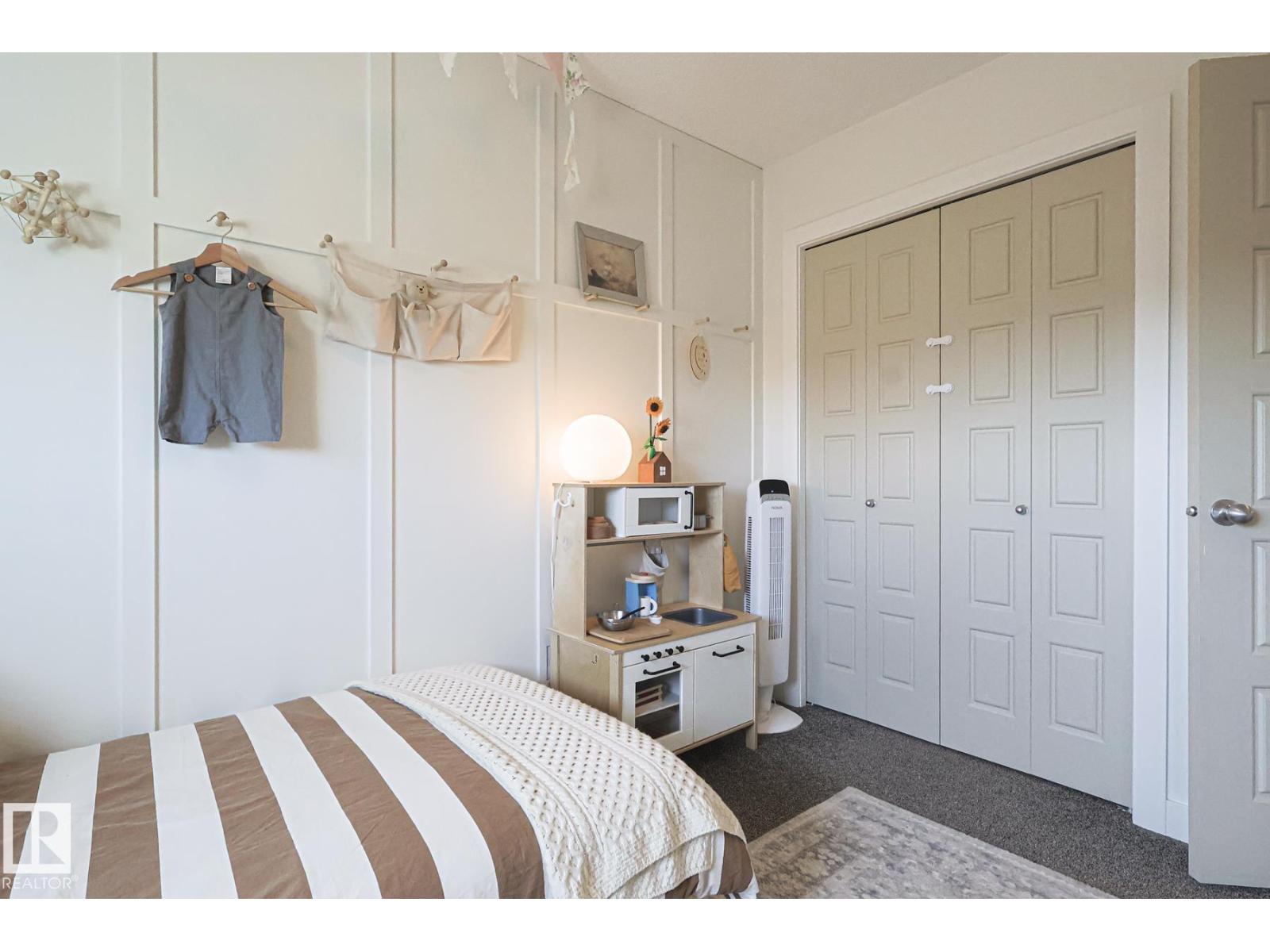 8952 218 ST NW - 32