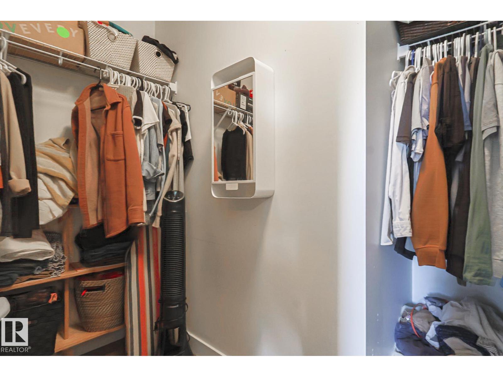 8952 218 ST NW - 37