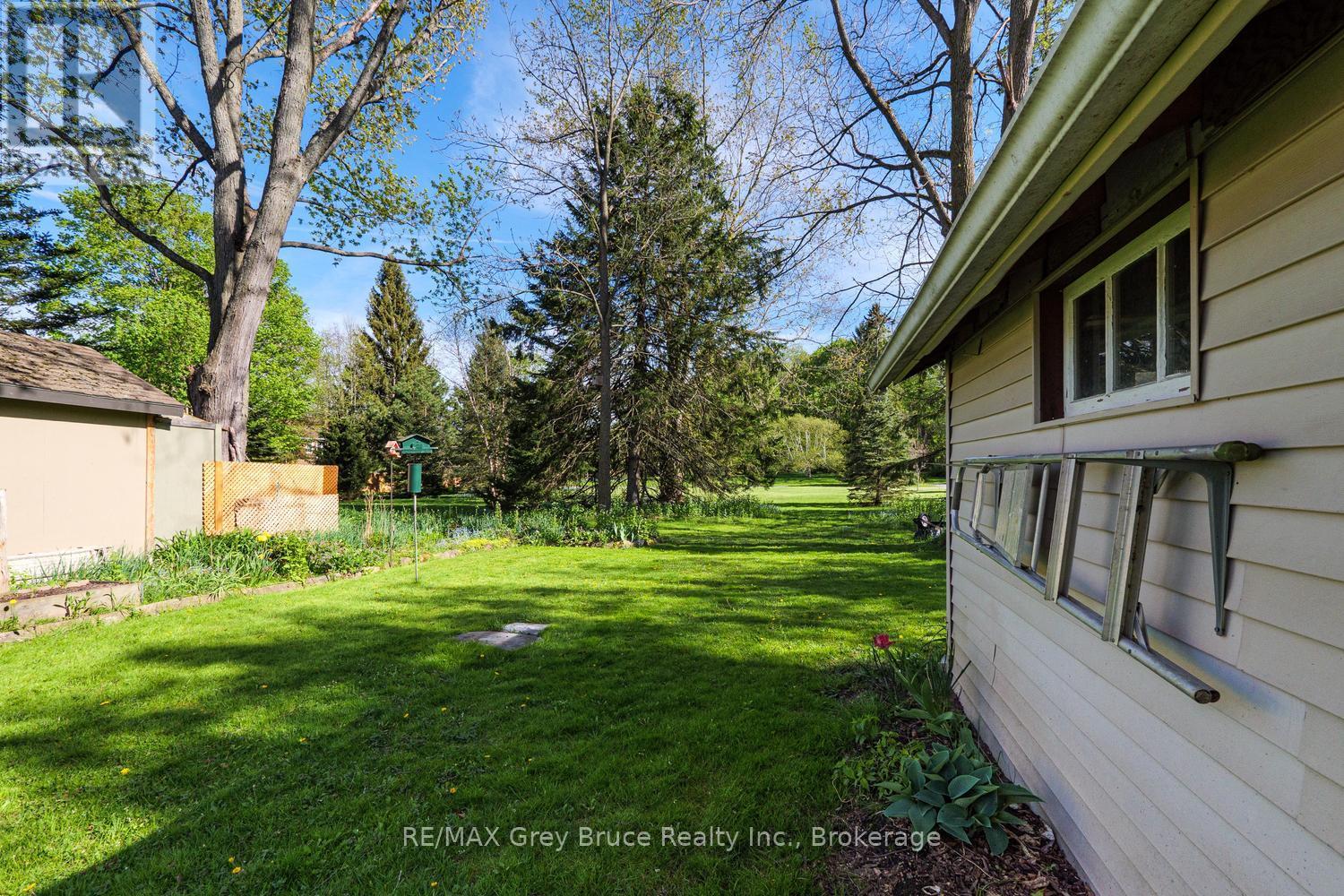 129 3RD A STREET W - 45