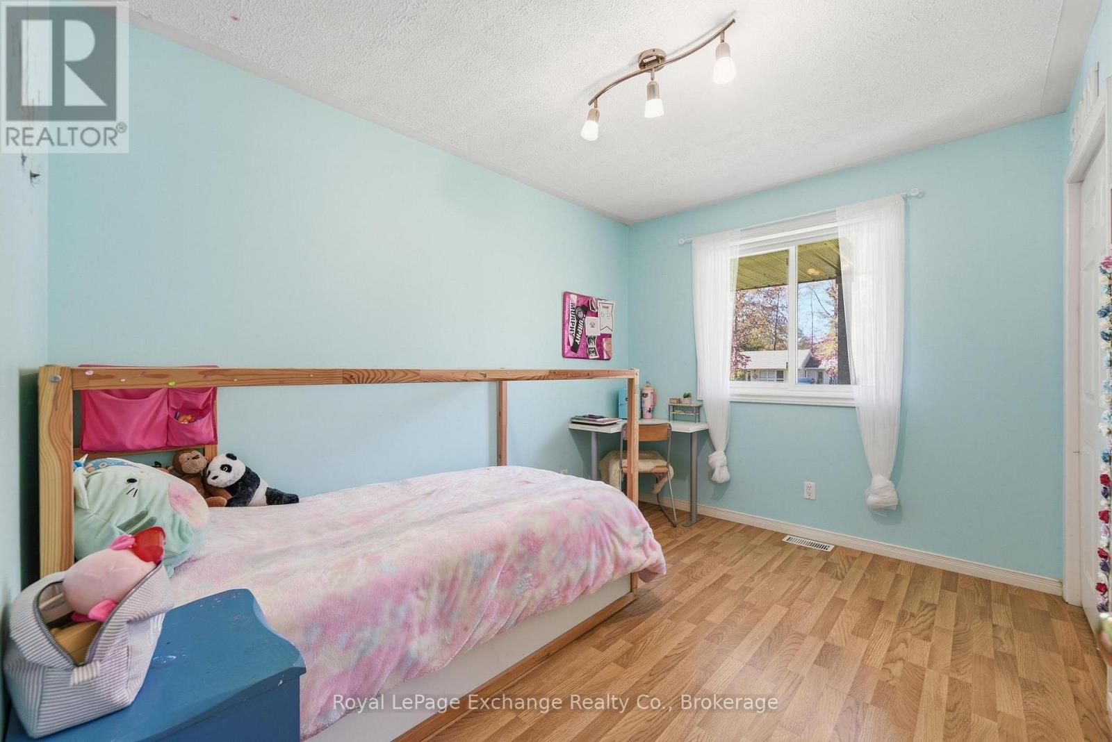 609 TUSCARORA ROAD