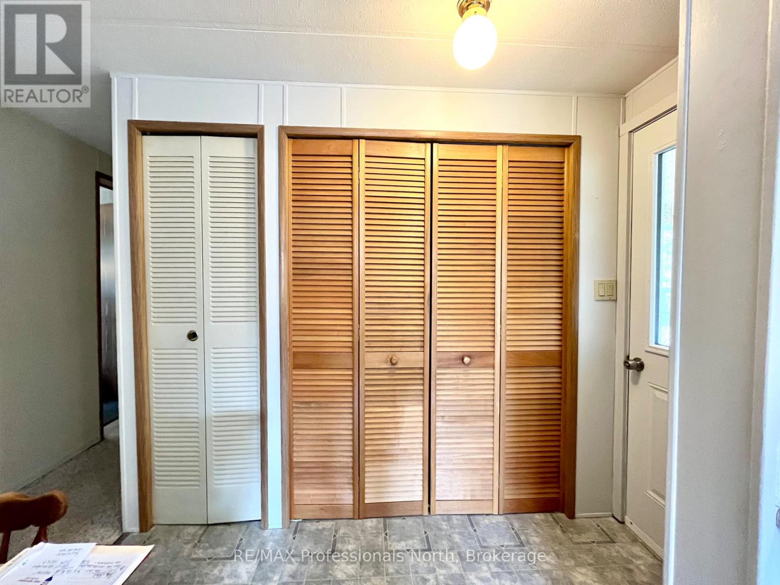1094 SEVENTH LANE - 23
