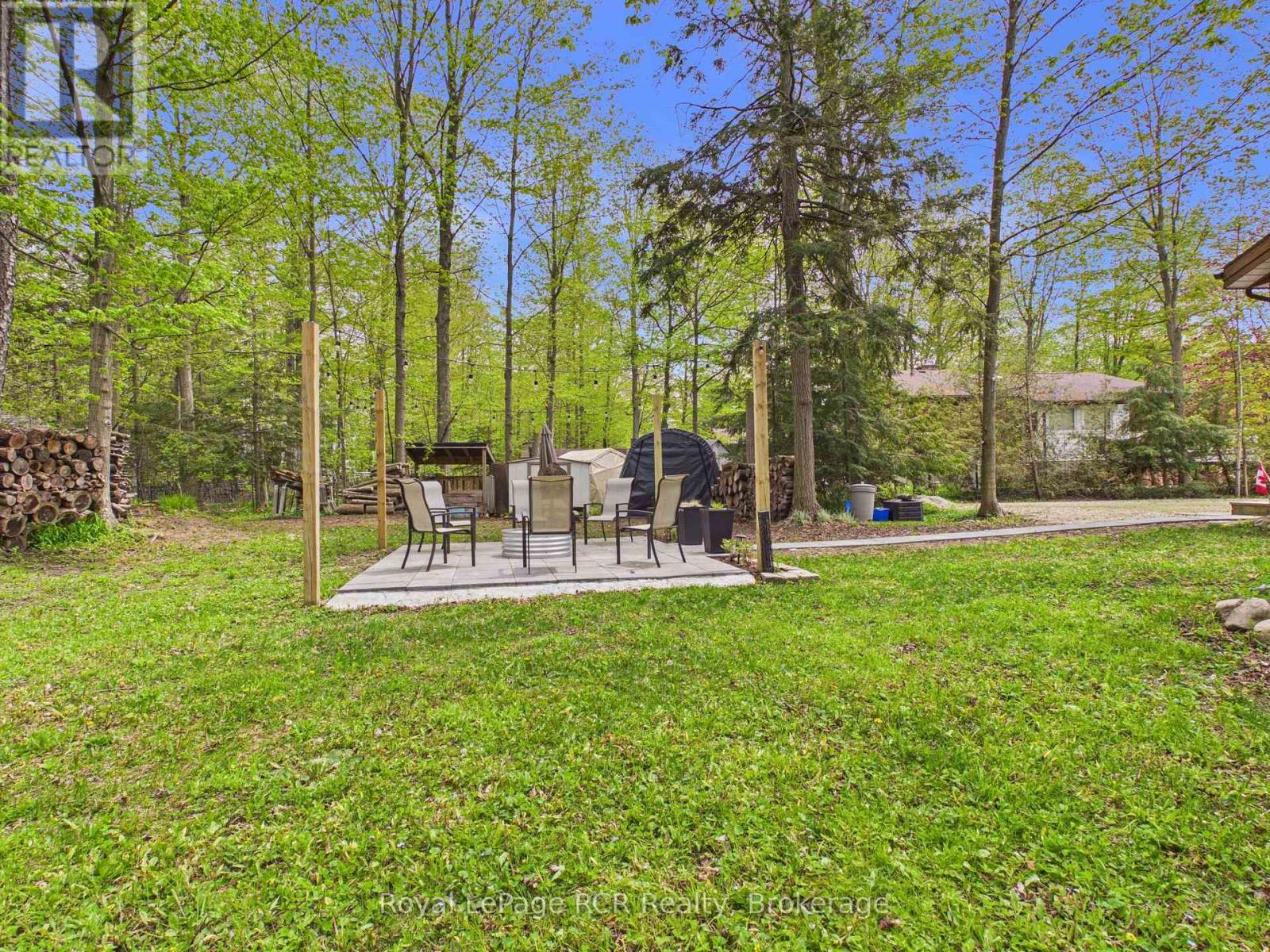220 SHADYWOOD CRESCENT - 27
