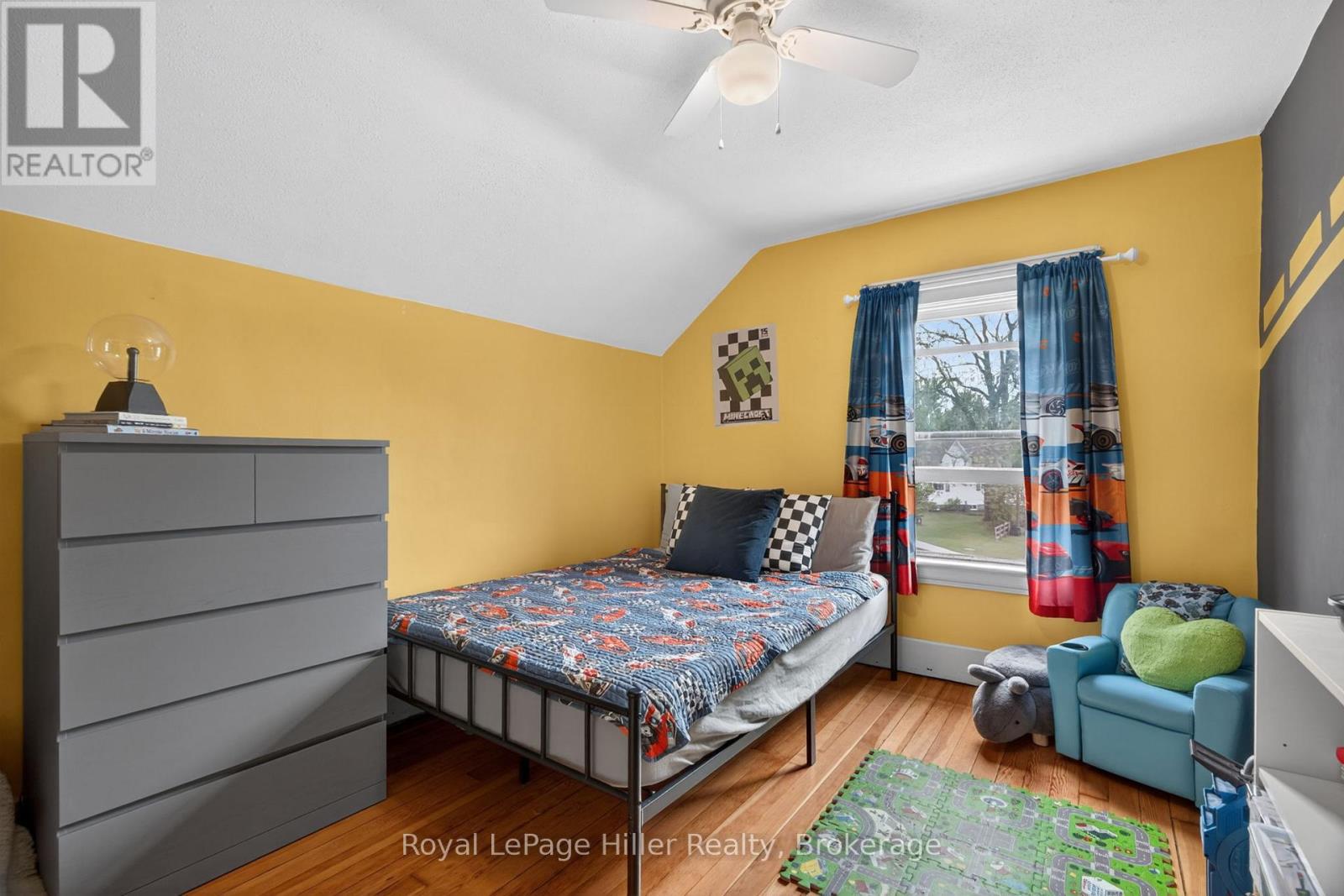 211 NELSON STREET - 25