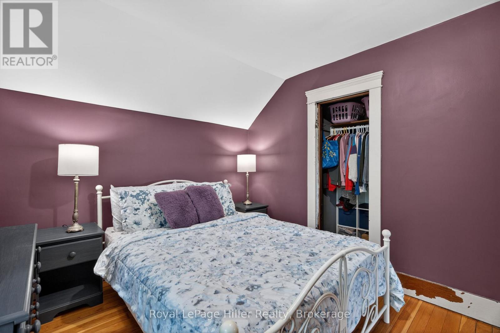 211 NELSON STREET - 28