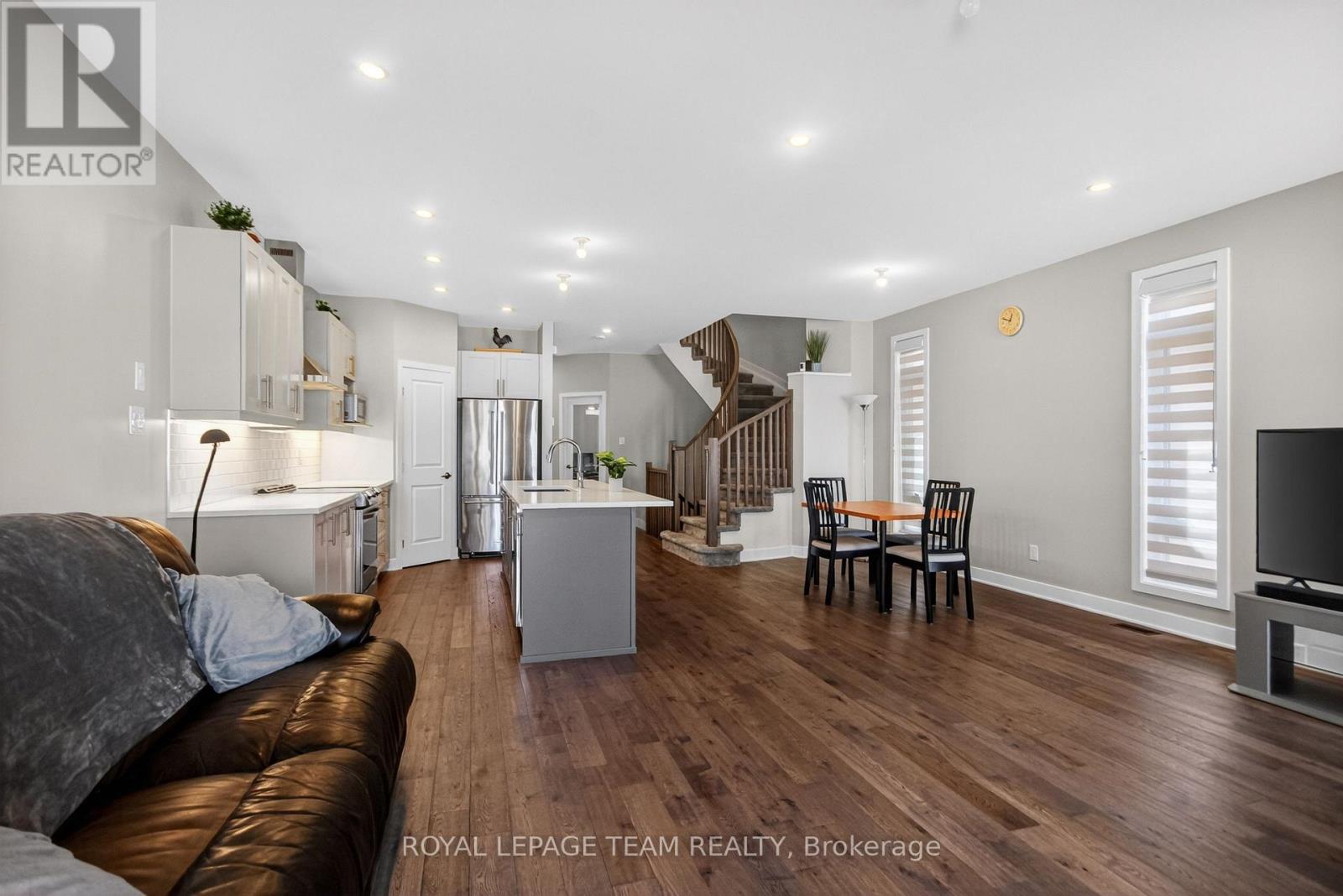 50 THUNDERBOLT STREET - 11