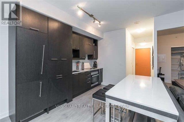 #513 199 RICHMOND STREET W - 10