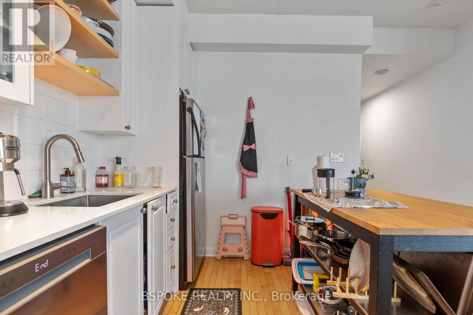 #2904 600 FLEET STREET - 12