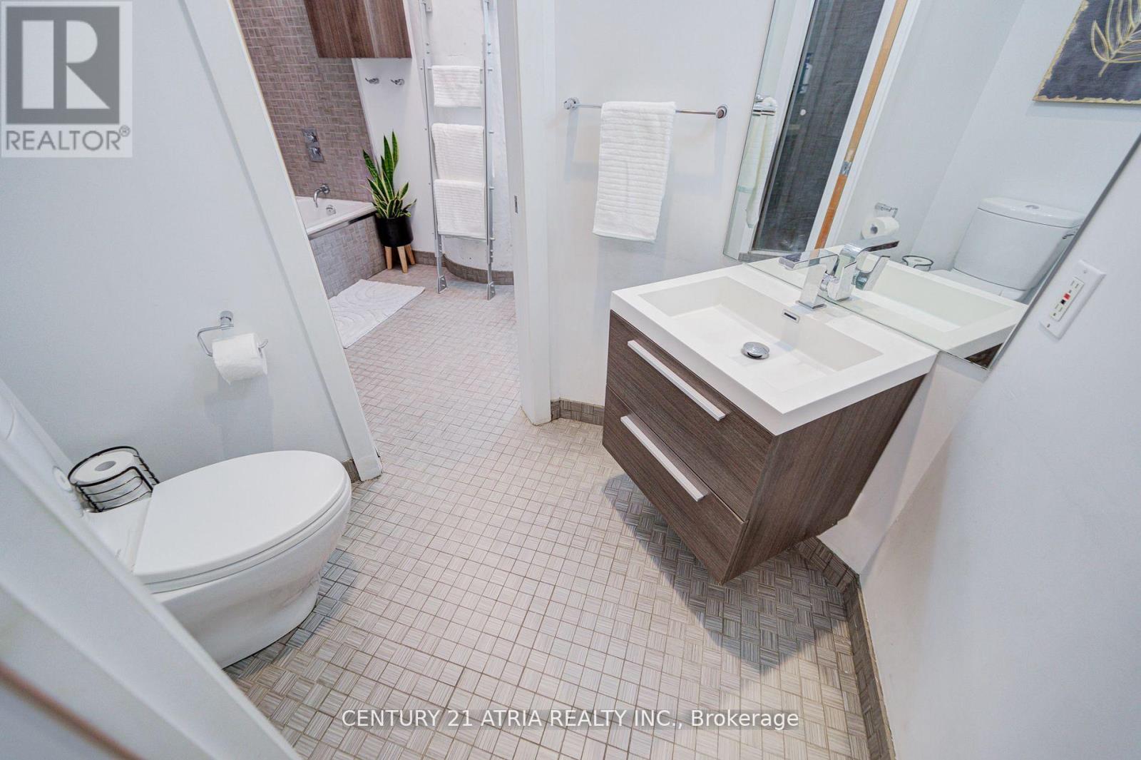 #508 155 DALHOUSIE STREET W - 8