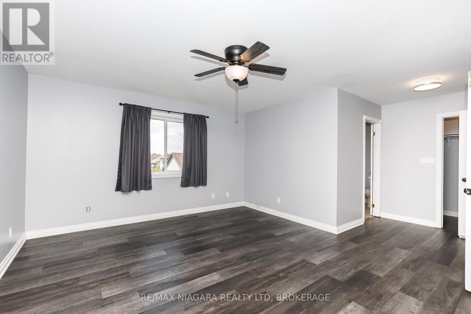 47 HONEY LOCUST CIRCLE - 28