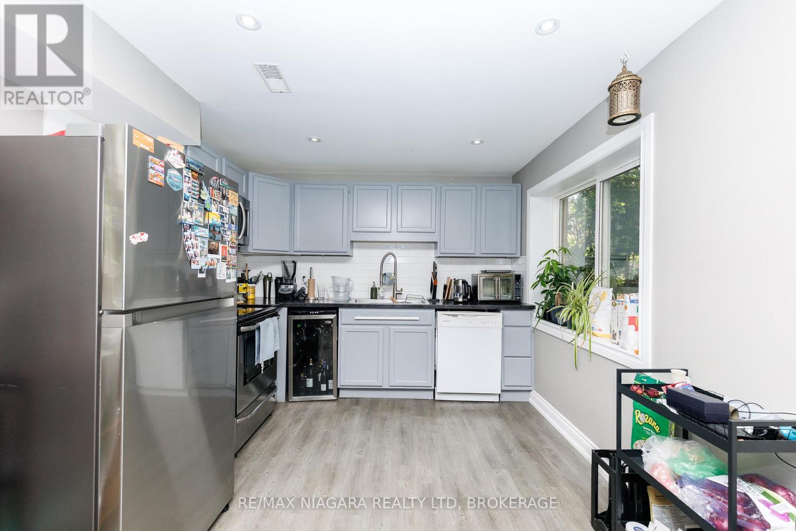 47 HONEY LOCUST CIRCLE - 42