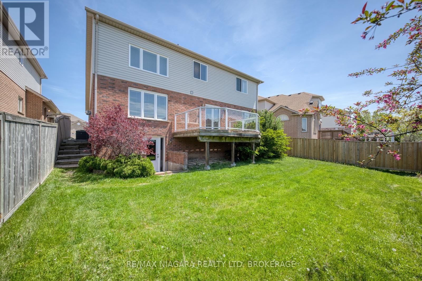47 HONEY LOCUST CIRCLE - 48