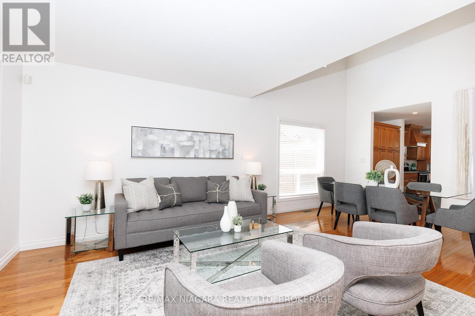 47 HONEY LOCUST CIRCLE - 6