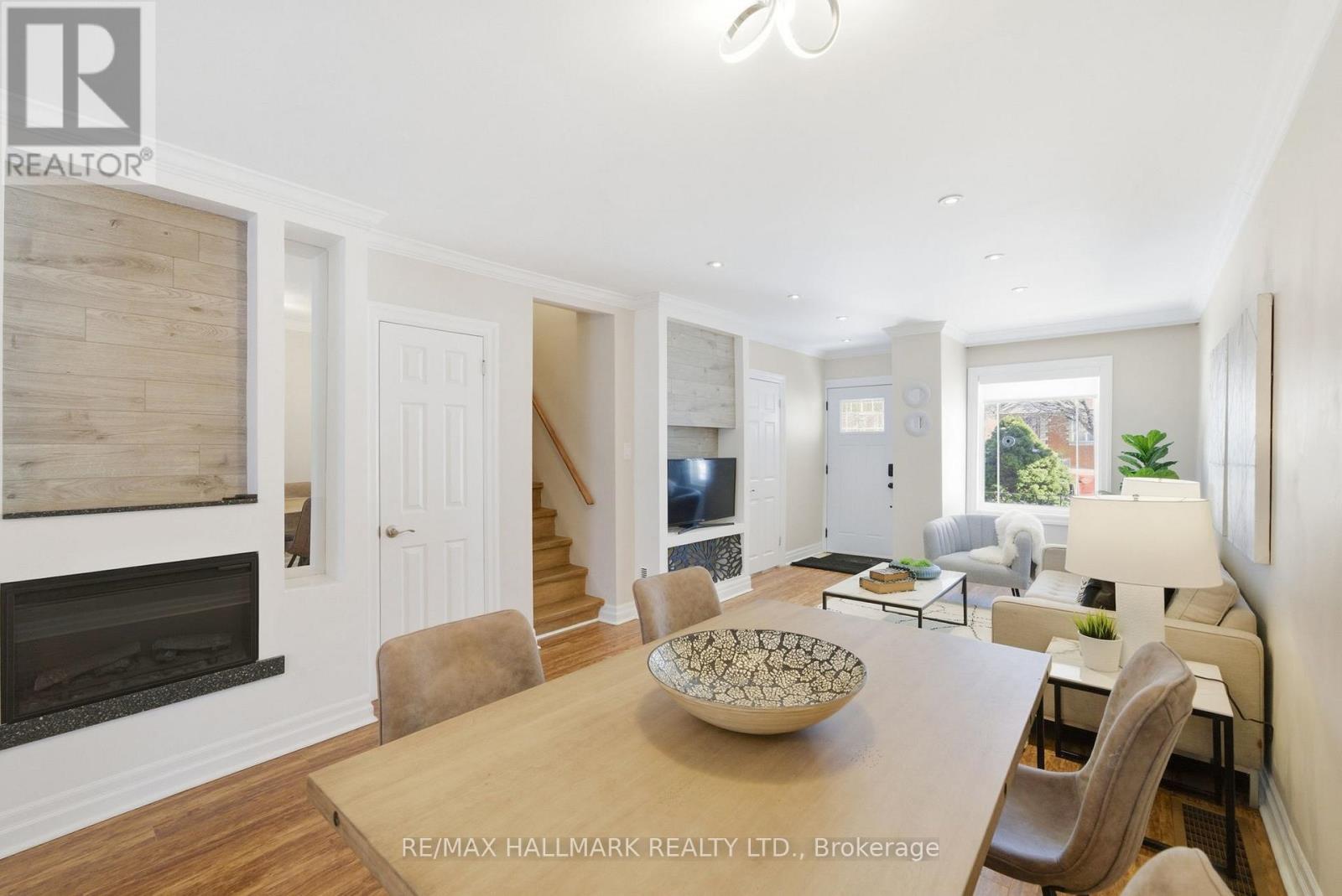 1002 VICTORIA PARK AVENUE - 12