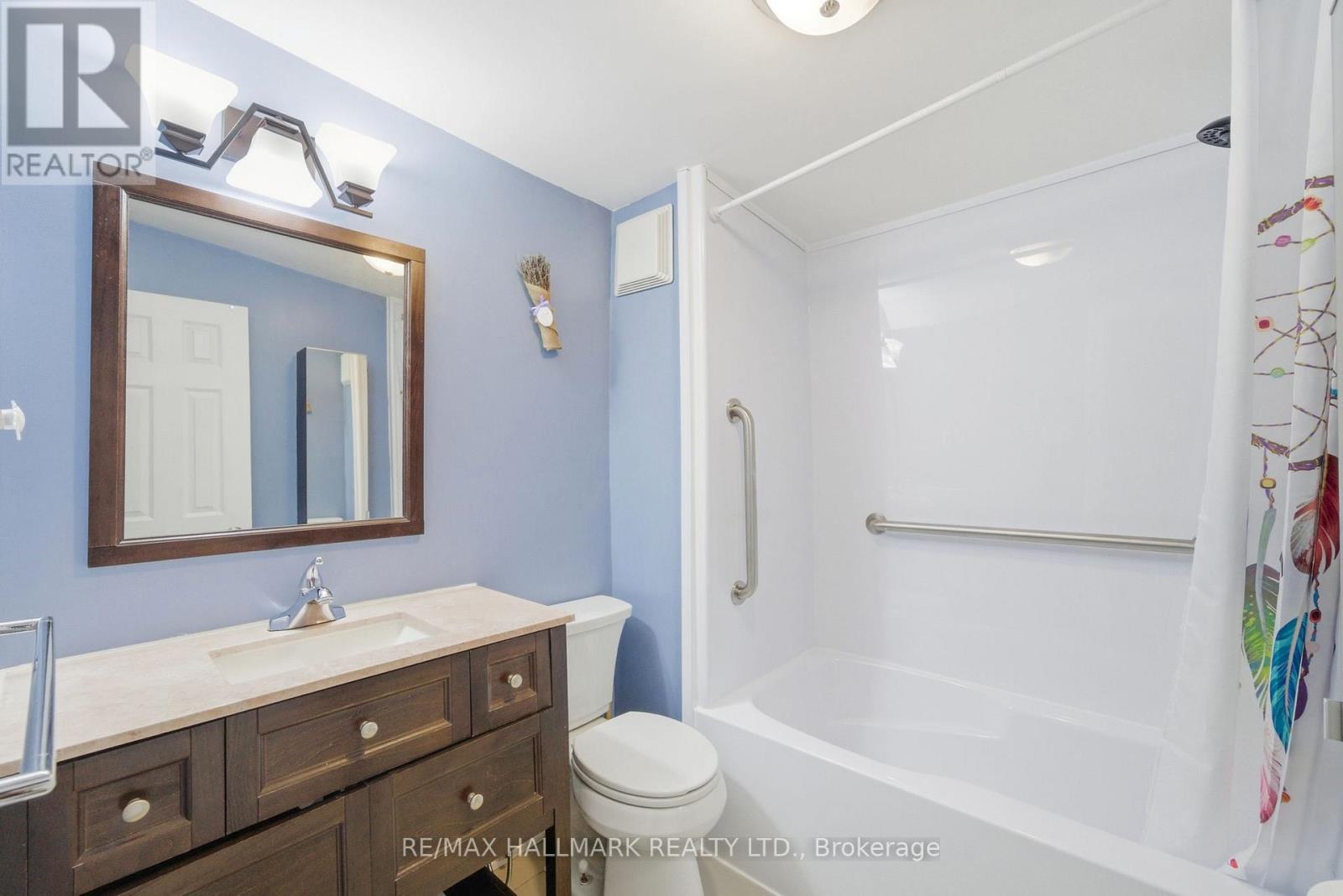 1002 VICTORIA PARK AVENUE - 30