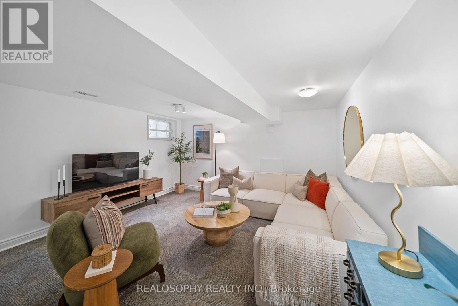 118 IVY AVENUE - 29