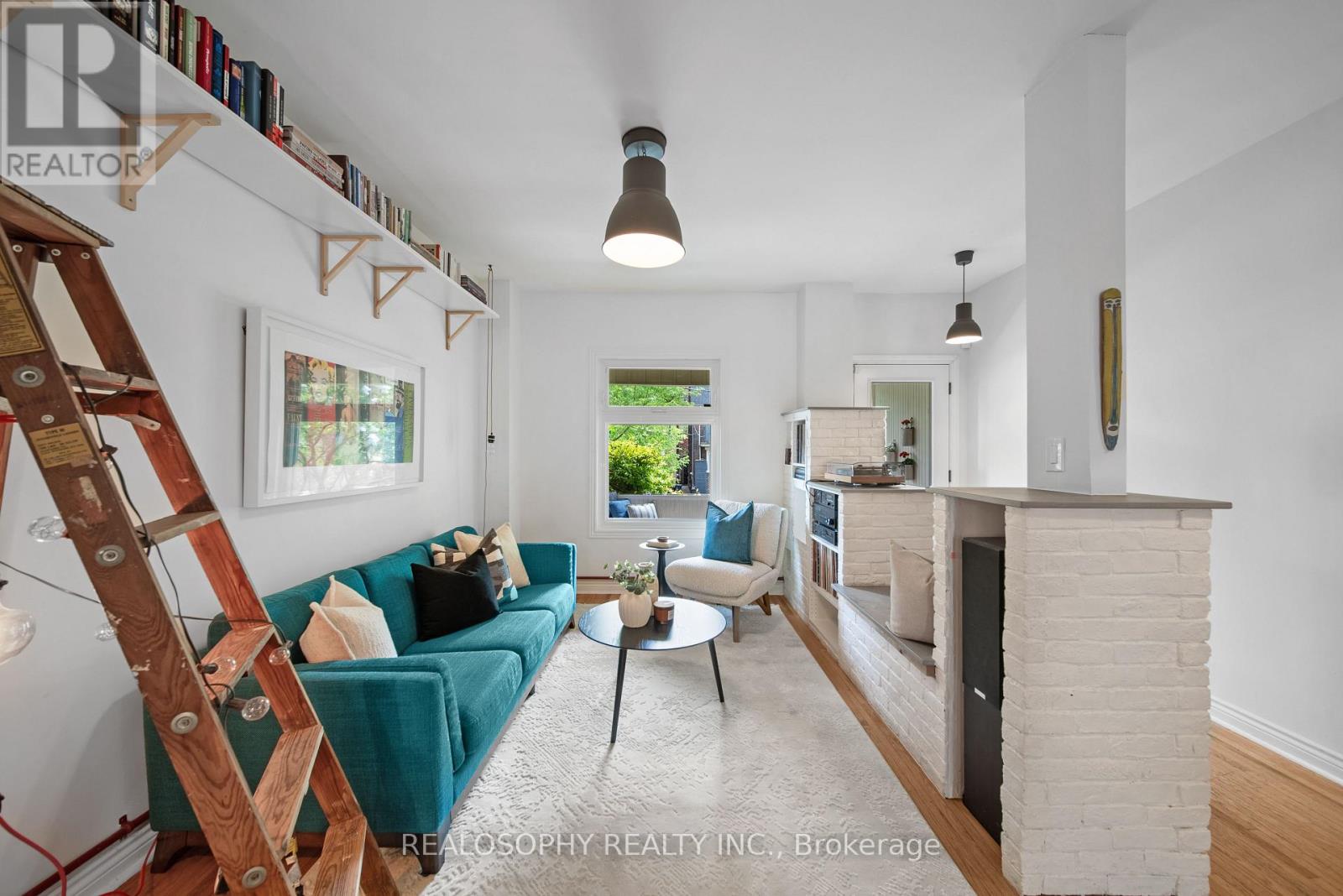 118 IVY AVENUE - 5