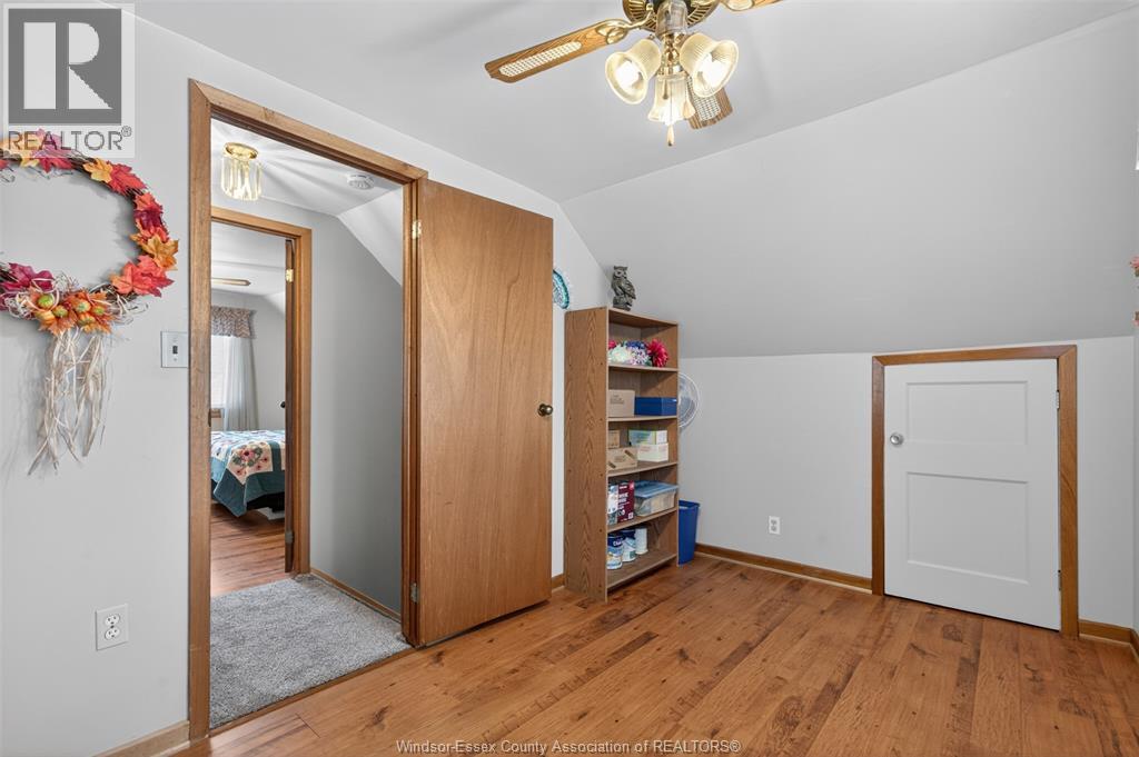 3733 VAUGHAN STREET - 23